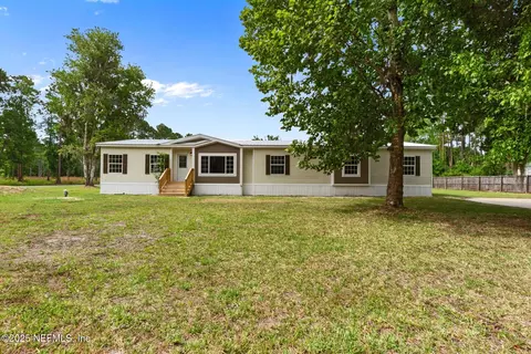 135 Palmetto, Satsuma, FL 32189