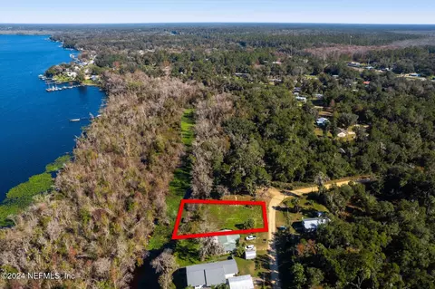 120 Ridgeline Ave, Satsuma, FL 32189