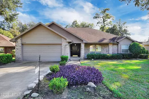 3703 Fallon Oaks Dr, Jacksonville, FL 32277