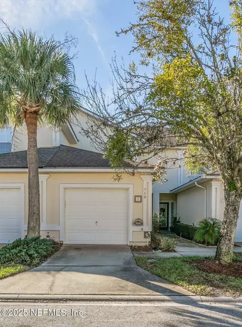 719 Middle Branch Way, Saint Johns, FL 32259