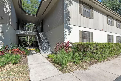 37 Catalonia Ct, Saint Augustine, FL 32086