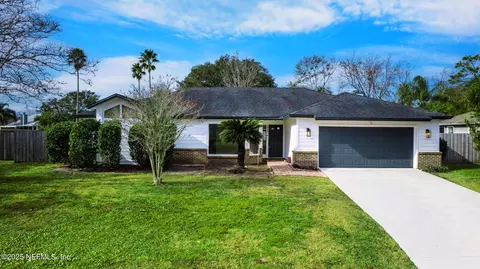 14127 Crystal Cove Dr, Jacksonville, FL 32224