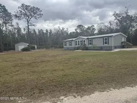 284 E Bannerville Rd, Palatka, FL 32177