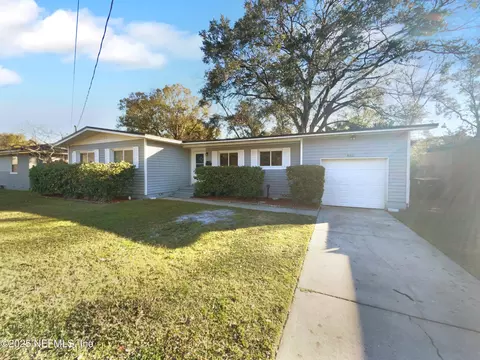 4011 Anvers Blvd, Jacksonville, FL 32210