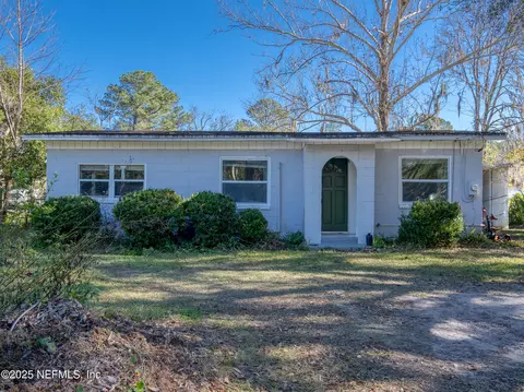 16301 N Main St, Jacksonville, FL 32218