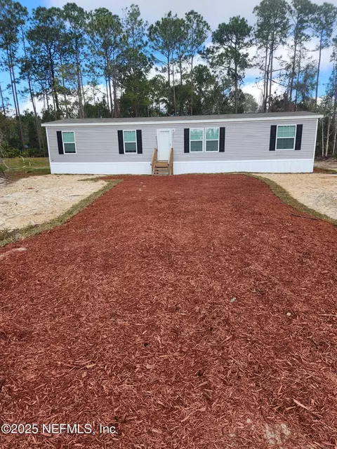 114 N Janet Dr, Crescent City, FL 32112