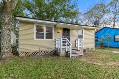 2944 Rhonda Rd, Jacksonville, FL 32254