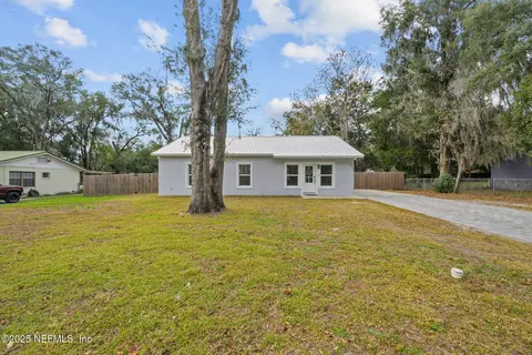1606 Prospect St, Palatka, FL 32177