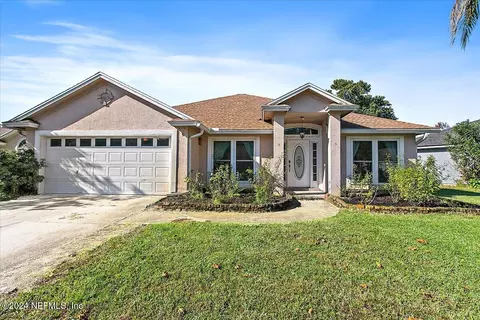 3318 Abbeyfield Dr E, Jacksonville, FL 32277