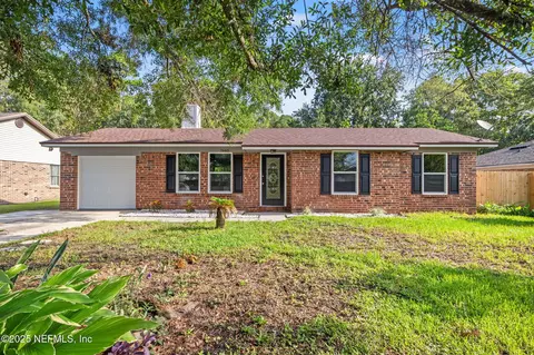 7665 Gregory Dr, Jacksonville, FL 32210
