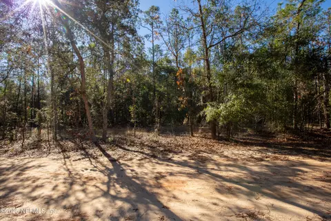 109 Gator Trl, Melrose, FL 32666