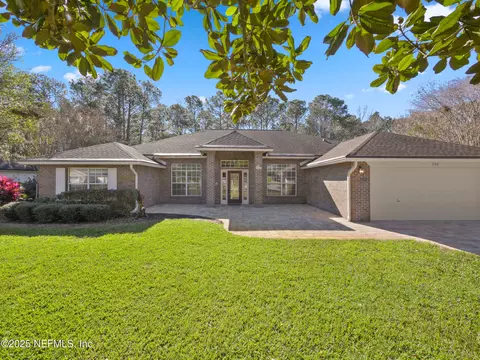 200 Springwood Ln, Saint Johns, FL 32259