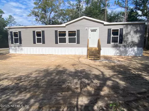 208 Dawn Ave, Interlachen, FL 32148 photo 1