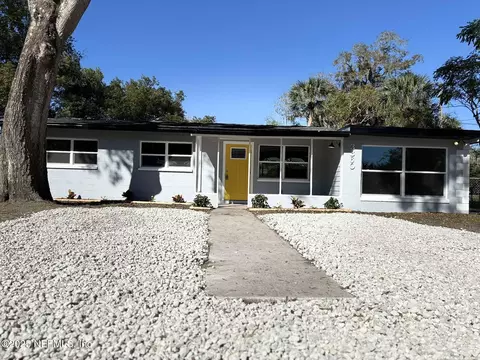 3360 Primrose Ln, Mims, FL 32754