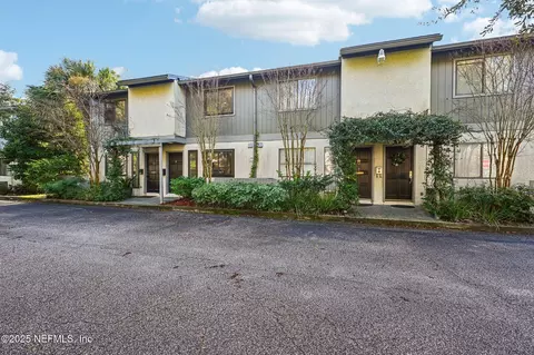 3216 Oak St #6, Jacksonville, FL 32205