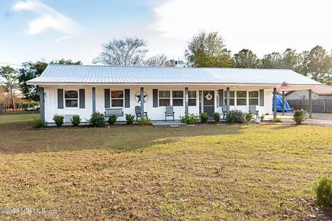 6582 Hamilton Crews Rd, Glen Saint Mary, FL 32040