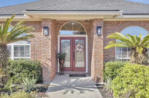10087 Pebble Ridge Dr N, Jacksonville, FL 32220