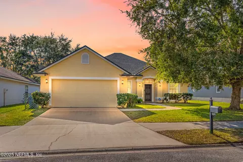 14292 Fish Eagle Dr E, Jacksonville, FL 32226