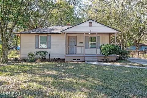 5020 Campenella Dr, Jacksonville, FL 32209