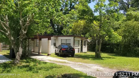 5811 Geranium Rd, Jacksonville, FL 32209