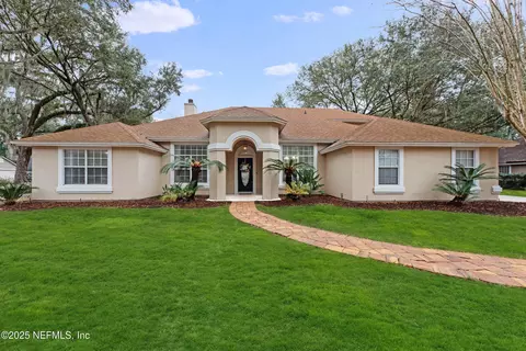 4521 Palmetto Cove Ln, Jacksonville, FL 32258
