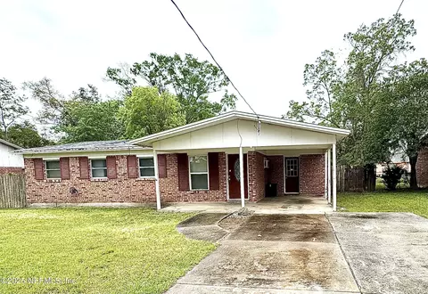 7424 Deepwood Dr N, Jacksonville, FL 32244