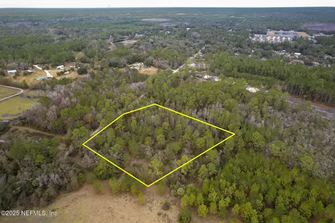 220 Chesser Rd, Palatka, FL 32177