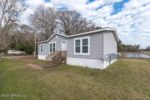 45168 James St, Callahan, FL 32011