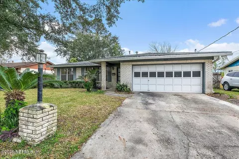 3352 Prather Dr, Jacksonville, FL 32216
