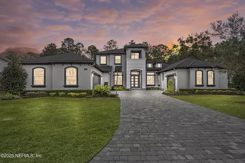 576 E Kesley Ln, Saint Johns, FL 32259