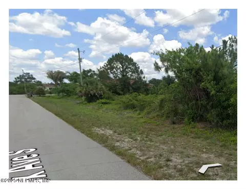 767 Knox Ave S, Lehigh Acres, FL 33974