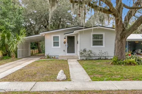 96 Barbarosa St, Saint Augustine, FL 32086