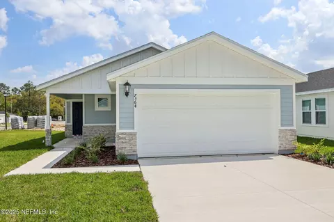 7364 Queensgate Cir, Jacksonville, FL 32219