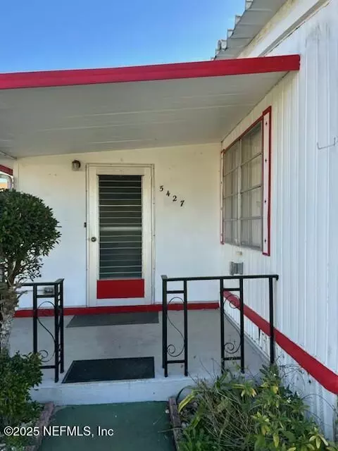 5427 Taylor Ave, Port Orange, FL 32127