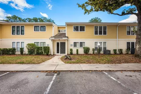 7915 Los Robles Ct #7915, Jacksonville, FL 32256