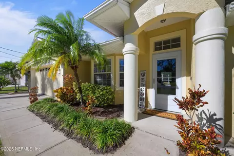 49 Burning Bush Dr, Palm Coast, FL 32137