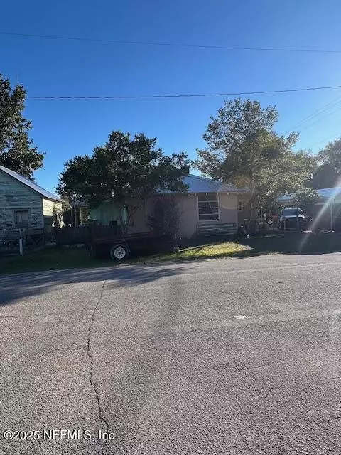 1101 15th St, Palatka, FL 32177
