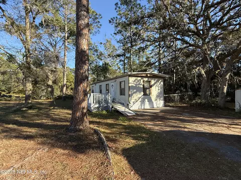 112 Cordell Ave, Interlachen, FL 32148 photo 1