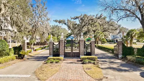 29041 Grandview Mnr, Yulee, FL 32097