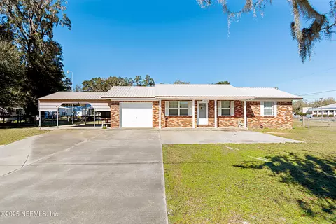13831 Bay St, Sanderson, FL 32087
