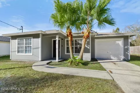 7652 Bronson Ln, Jacksonville, FL 32219