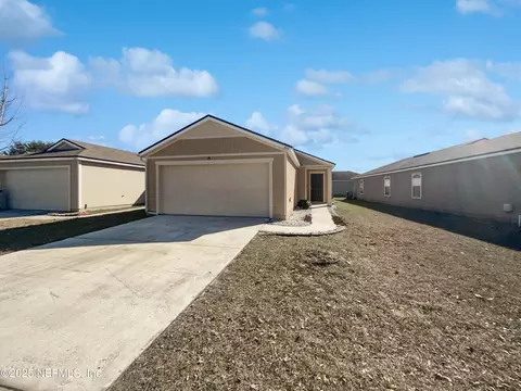 8652 Julia Marie Cir, Jacksonville, FL 32210