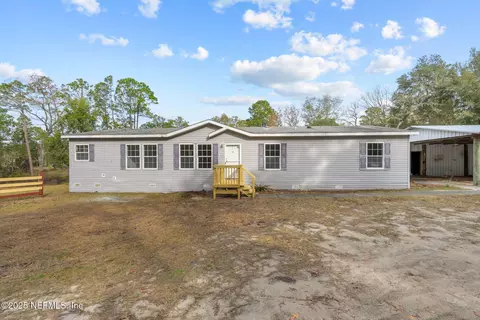 142 Burleigh Rd, Pomona Park, FL 32181