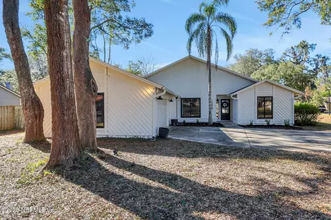 12658 Shady Creek Dr, Jacksonville, FL 32223
