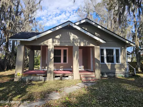 1635 Mar Vic Ln, Jacksonville, FL 32218