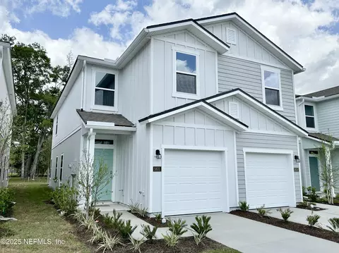 5631 Coppers Edge Ln, Jacksonville, FL 32254