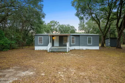 210 Walkup St, Interlachen, FL 32148 photo 1