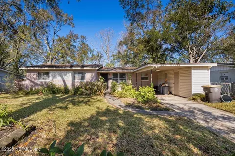 4925 Dallen Lea Dr, Jacksonville, FL 32208