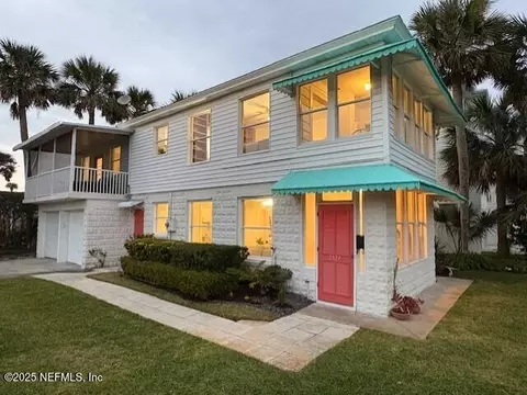 2527 1st St S, Jacksonville Beach, FL 32250
