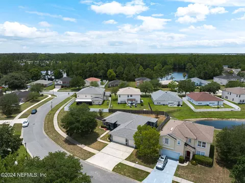 2548 Reagan Lakes Ln, Jacksonville, FL 32221